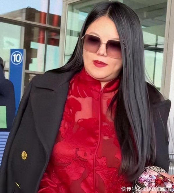 鼎盛证券 “快本”6位主持现状天差地别：李湘富态，何炅老了，她备受好评